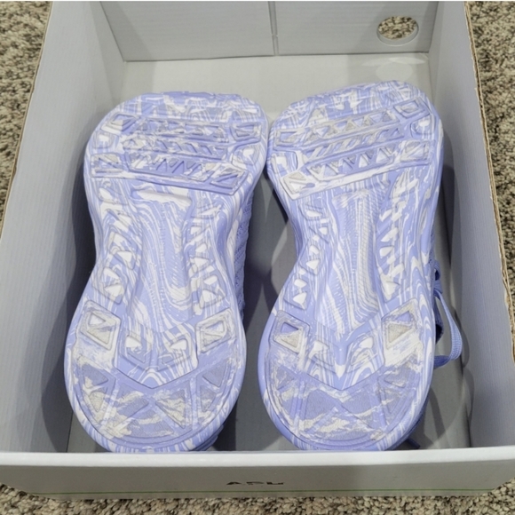 New In Box! APL Techloom Wave Bellflower Slide On Sneakers Size 6.5 - Picture 7 of 9